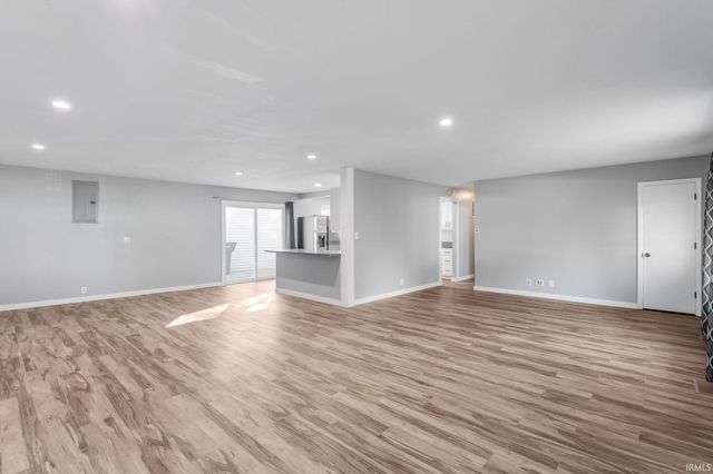 52650 Santa Monica Drive, Granger, IN 46530