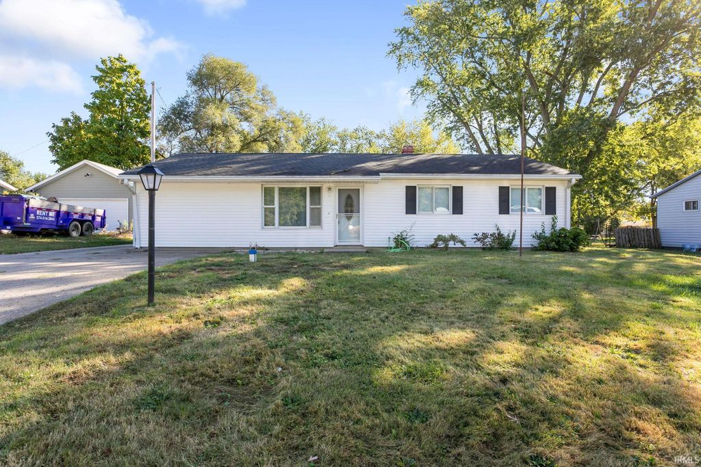 52650 Santa Monica Drive, Granger, IN 46530