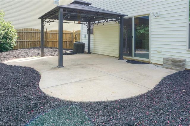 3008 Mirasol Court, Walkertown, NC 27051