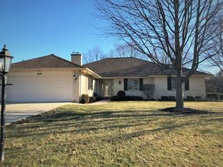 1633 Gamon Road, Wheaton, IL 60189