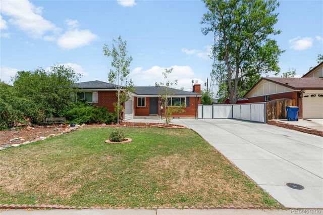 382 Zion Street, Aurora, CO 80011