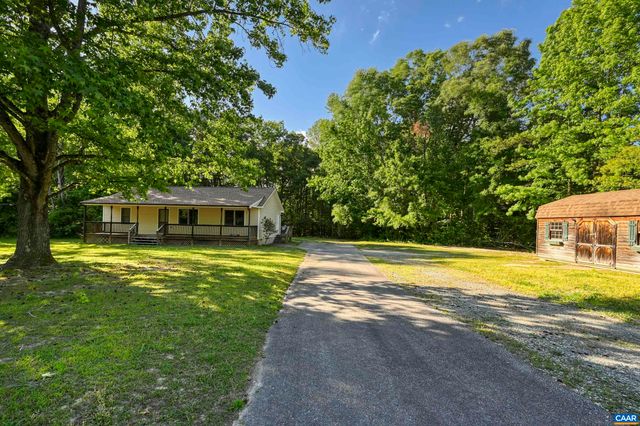 2445 EASTHAM RD, Bumpass, VA 23024