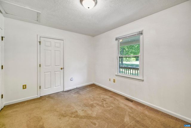 2445 EASTHAM RD, Bumpass, VA 23024