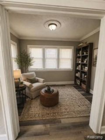 17523 Santa Barbara Drive, Detroit, MI 48221