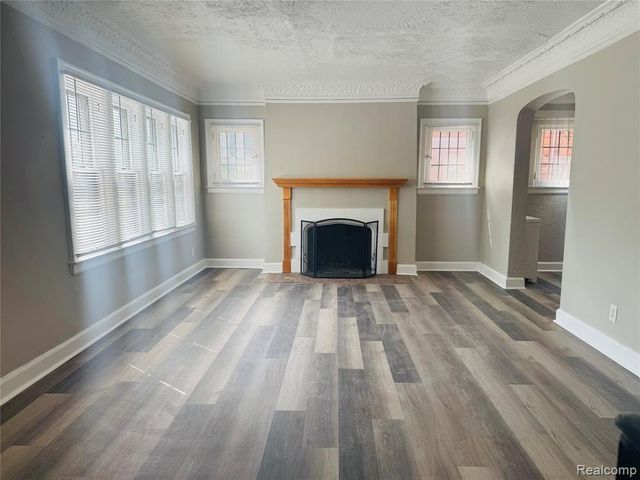 17523 Santa Barbara Drive, Detroit, MI 48221