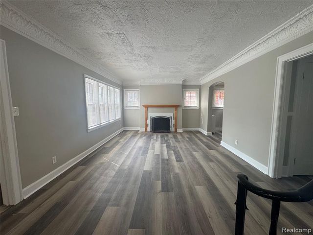 17523 Santa Barbara Drive, Detroit, MI 48221