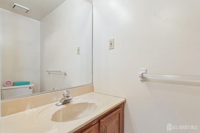 265 Hampshire Drive, Plainsboro, NJ 08536