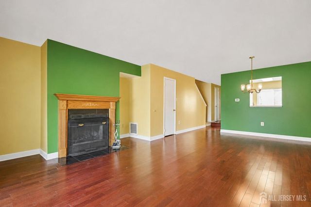 265 Hampshire Drive, Plainsboro, NJ 08536
