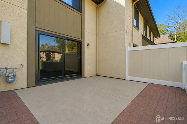 265 Hampshire Drive, Plainsboro, NJ 08536