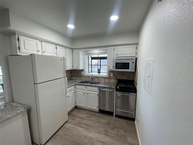 1311 Antoine Drive 168, Houston, TX 77055