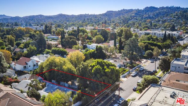 4480 Colbath Avenue, Los Angeles, CA 91423