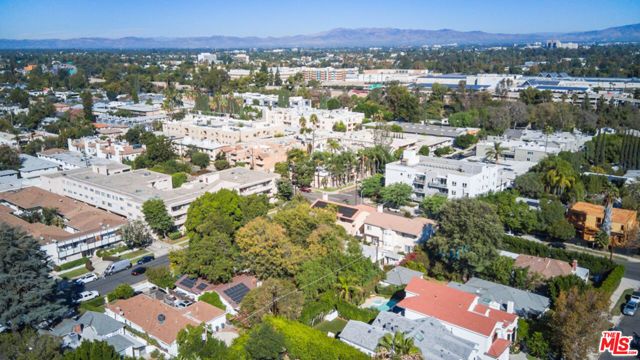 4480 Colbath Avenue, Los Angeles, CA 91423