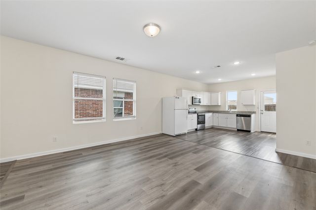 6311 Tropicana Lane, Forney, TX 75126