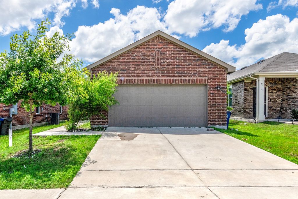 6311 Tropicana Lane, Forney, TX 75126