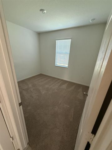 8715 98th Ct, Vero Beach, FL 32967