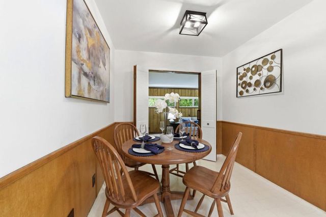 18961 Fernbrook Court, Saratoga, CA 95070