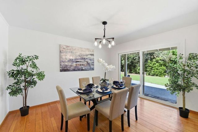 18961 Fernbrook Court, Saratoga, CA 95070