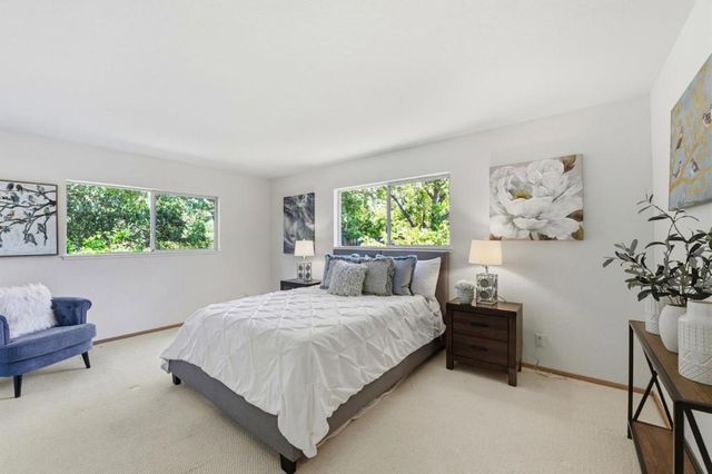 18961 Fernbrook Court, Saratoga, CA 95070