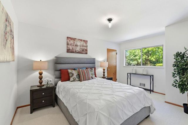 18961 Fernbrook Court, Saratoga, CA 95070