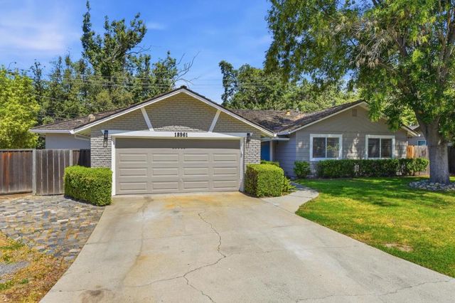 18961 Fernbrook Court, Saratoga, CA 95070