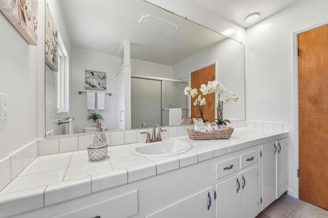 18961 Fernbrook Court, Saratoga, CA 95070