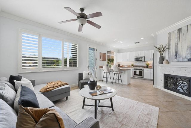 8283 Bryn Glen Way, San Diego, CA 92129