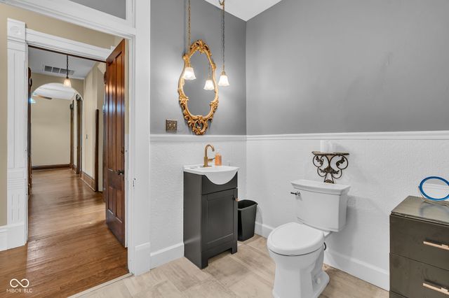 509 E Wabash Avenue, Crawfordsville, IN 47933