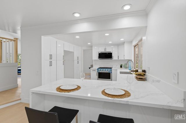 191 Harborview Court, Ventura, CA 93003