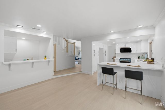 191 Harborview Court, Ventura, CA 93003