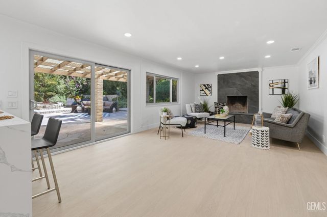 191 Harborview Court, Ventura, CA 93003