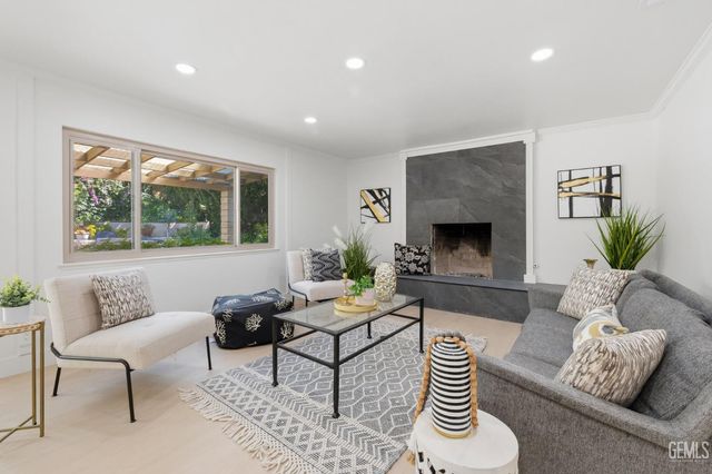 191 Harborview Court, Ventura, CA 93003