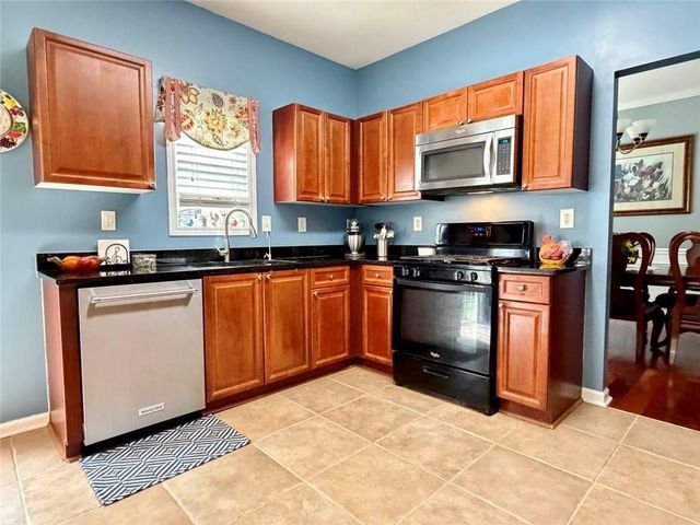 250 Taylor Court, Villa Rica, GA 30180