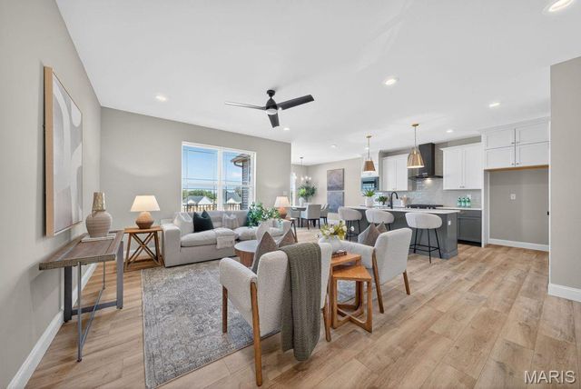 753 Barnwood Hill Drive, O'fallon, MO 63385