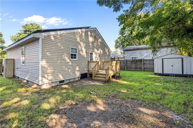 2509 Evergreen PL, Portsmouth, VA 23704