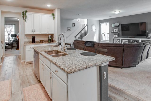 2820 Brittlebush Drive, Fort Worth, TX 76108