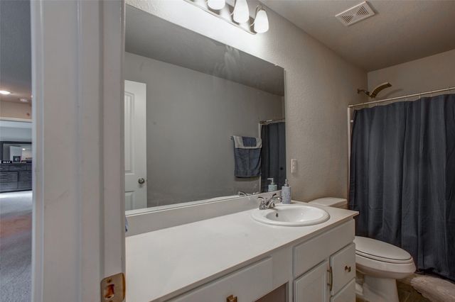 2820 Brittlebush Drive, Fort Worth, TX 76108