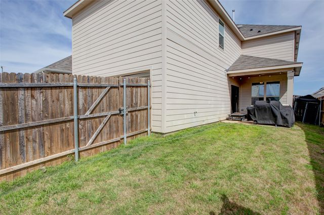 2820 Brittlebush Drive, Fort Worth, TX 76108