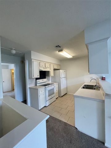 2 A Thunderbird, Panorama Village, TX 77304