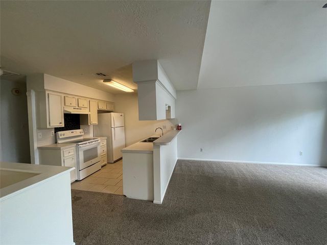 2 A Thunderbird, Panorama Village, TX 77304