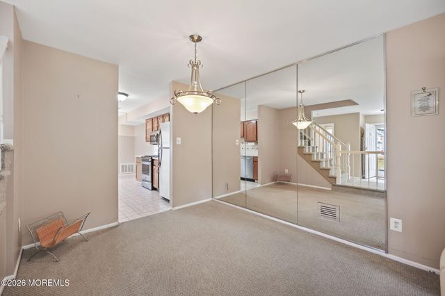 28 Vassar Place, Morganville, NJ 07751