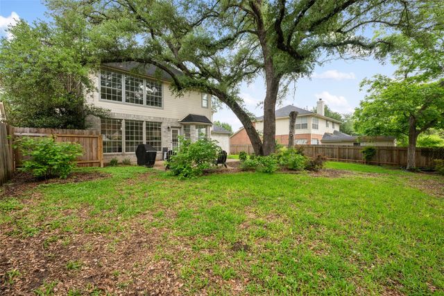 2045 SAINT ANDREWS DR, Round Rock, TX 78664