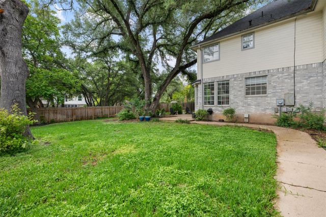 2045 SAINT ANDREWS DR, Round Rock, TX 78664
