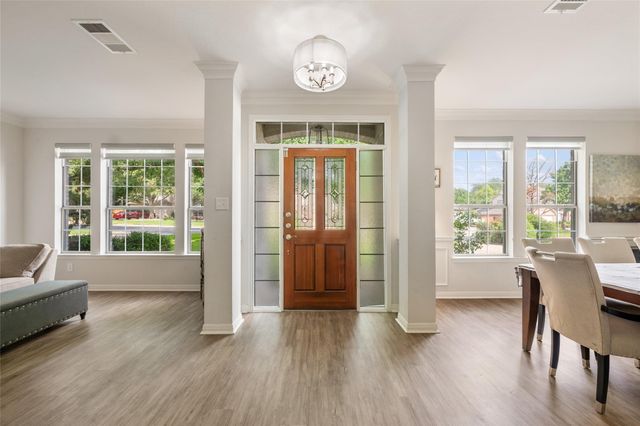 2045 SAINT ANDREWS DR, Round Rock, TX 78664