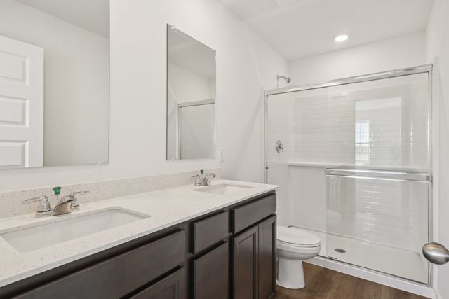 6530 Linden Trail E, Wonder Lake, IL 60097