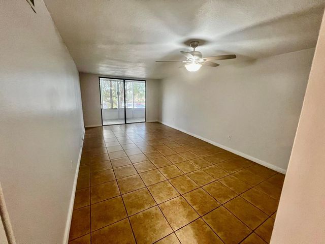 1810 N Lauderdale Ave 2312, North Lauderdale, FL 33068