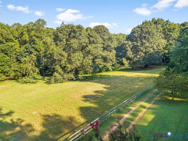 1417 Stavemill Rd, Powhatan, VA 23139