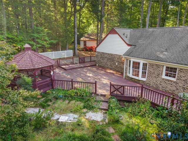 1417 Stavemill Rd, Powhatan, VA 23139