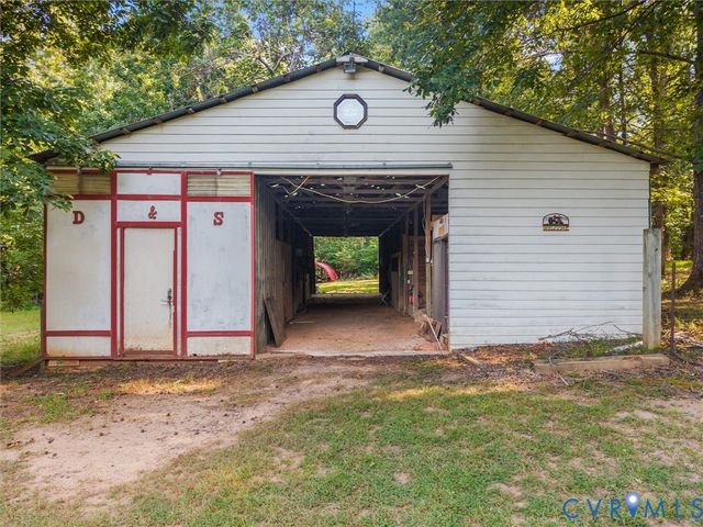 1417 Stavemill Rd, Powhatan, VA 23139