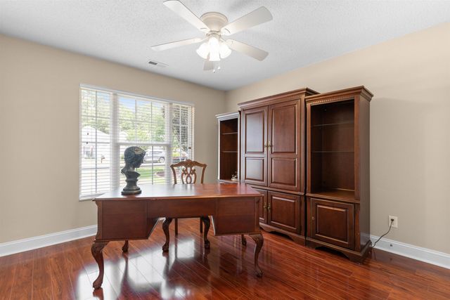 220 Candlewood Dr., Conway, SC 29526