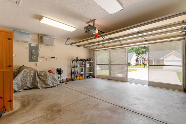 220 Candlewood Dr., Conway, SC 29526